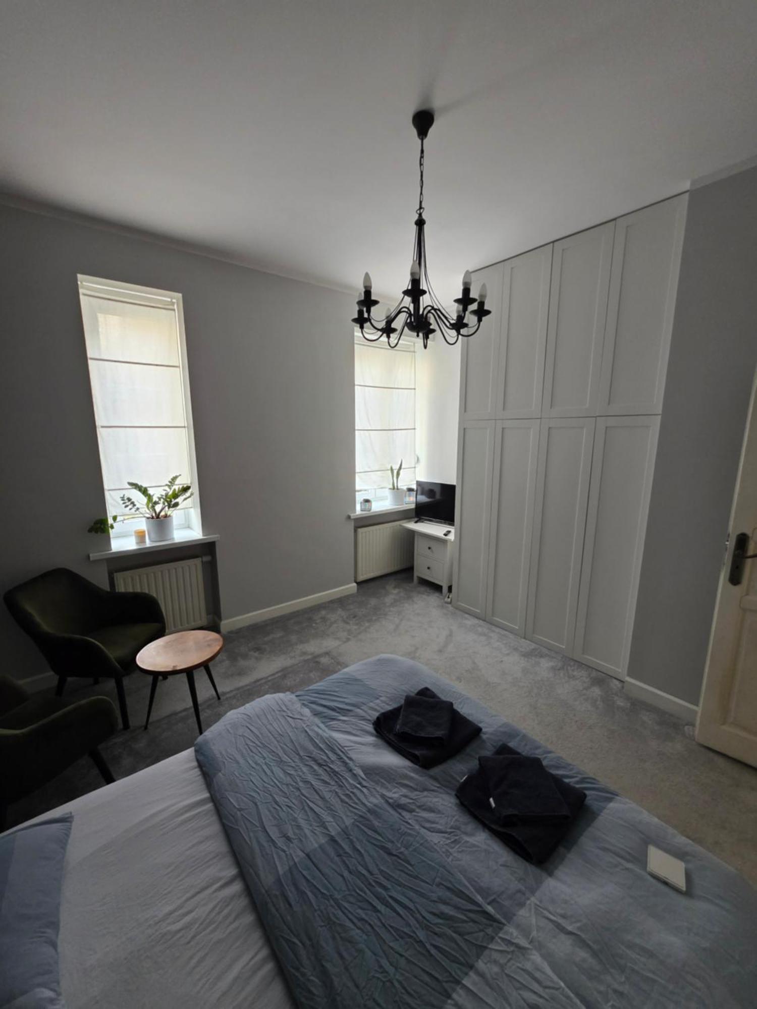4b 45m2 Center Polwiejska 1st Floor *
